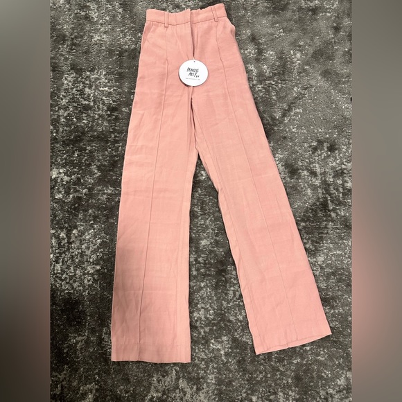 Princess Polly Kirstyn Pleated Dress Pants - Picture 2 of 5